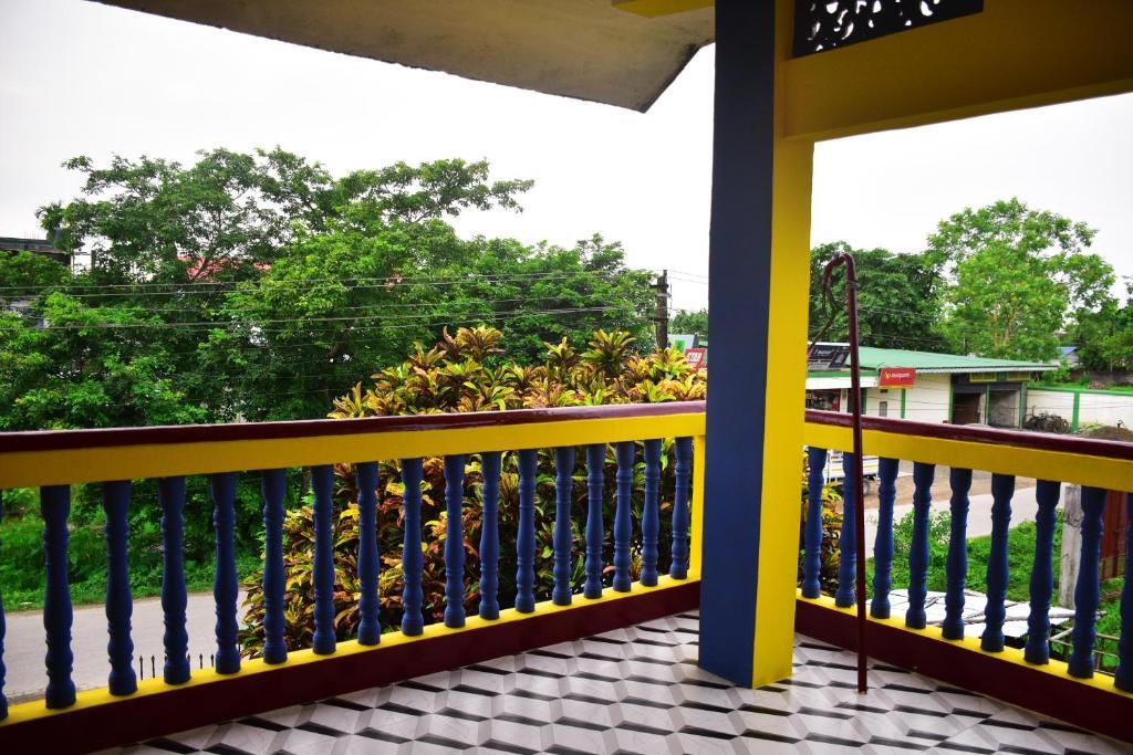 Дибругарх: J&B Homestay