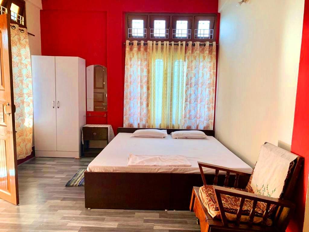 Дибругарх: J&B Homestay