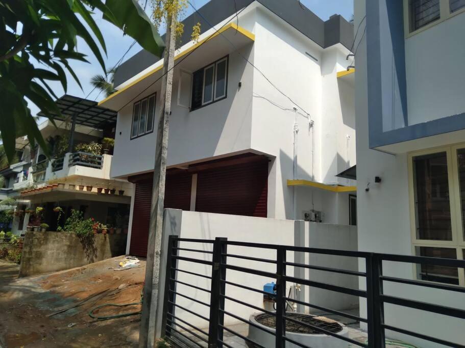 Кондотти: Riverview Home Stay