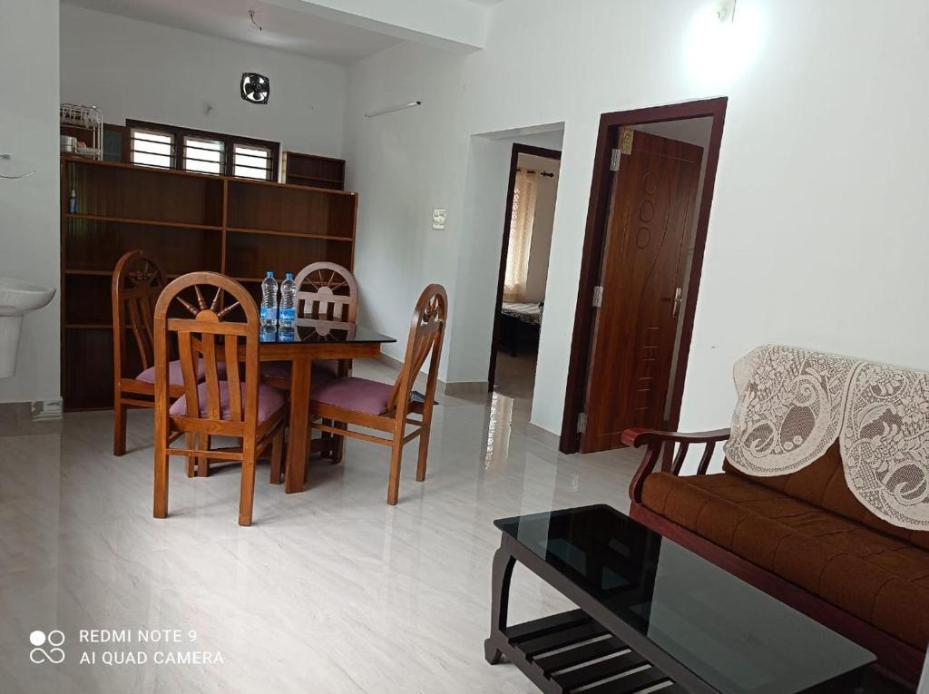 Кондотти: Riverview Home Stay