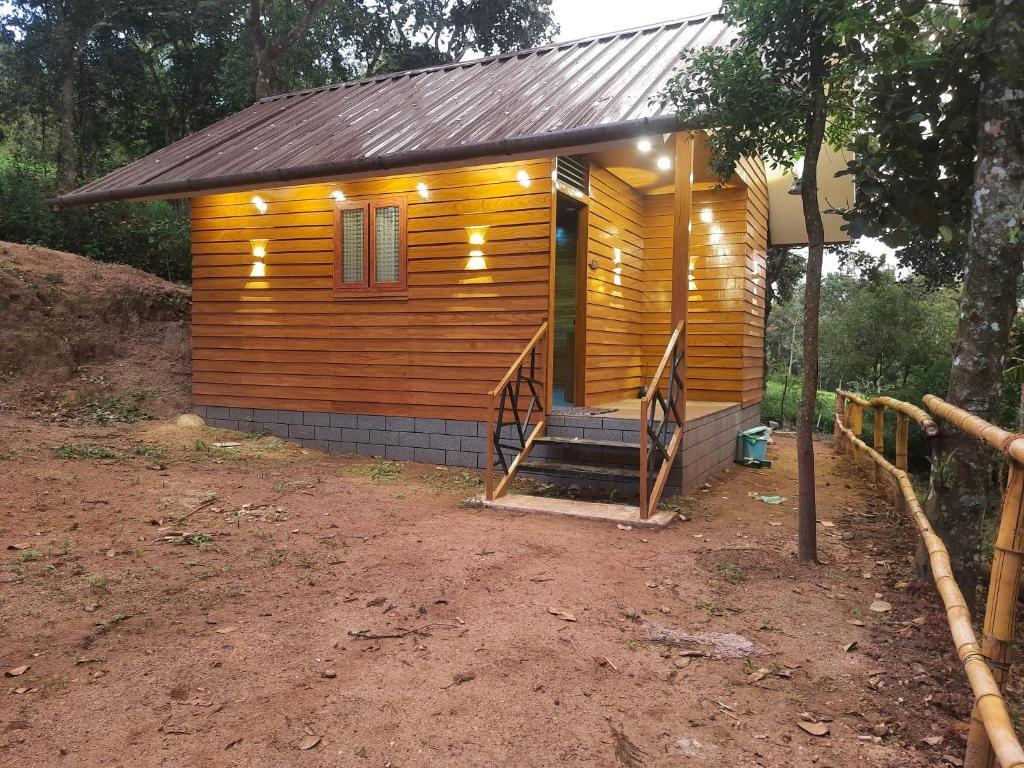 Рамаккалмеду: Mountainmist wooden cottages