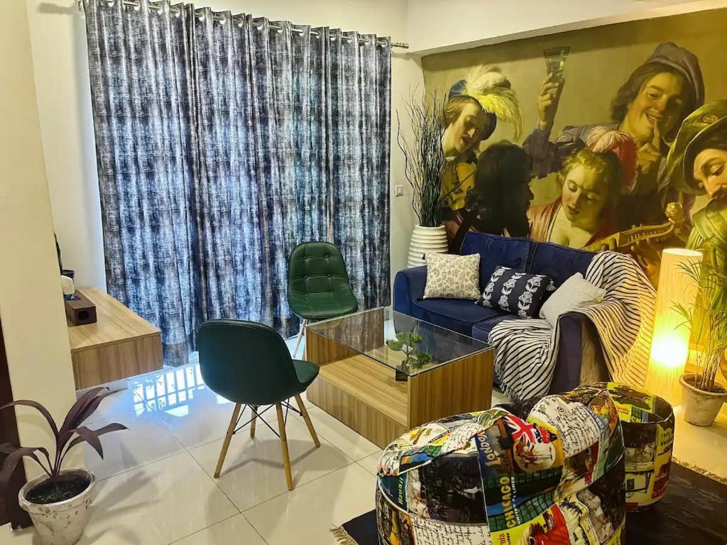 Нойда: Geneva Classic Apartment With Wifi, Panoramic View