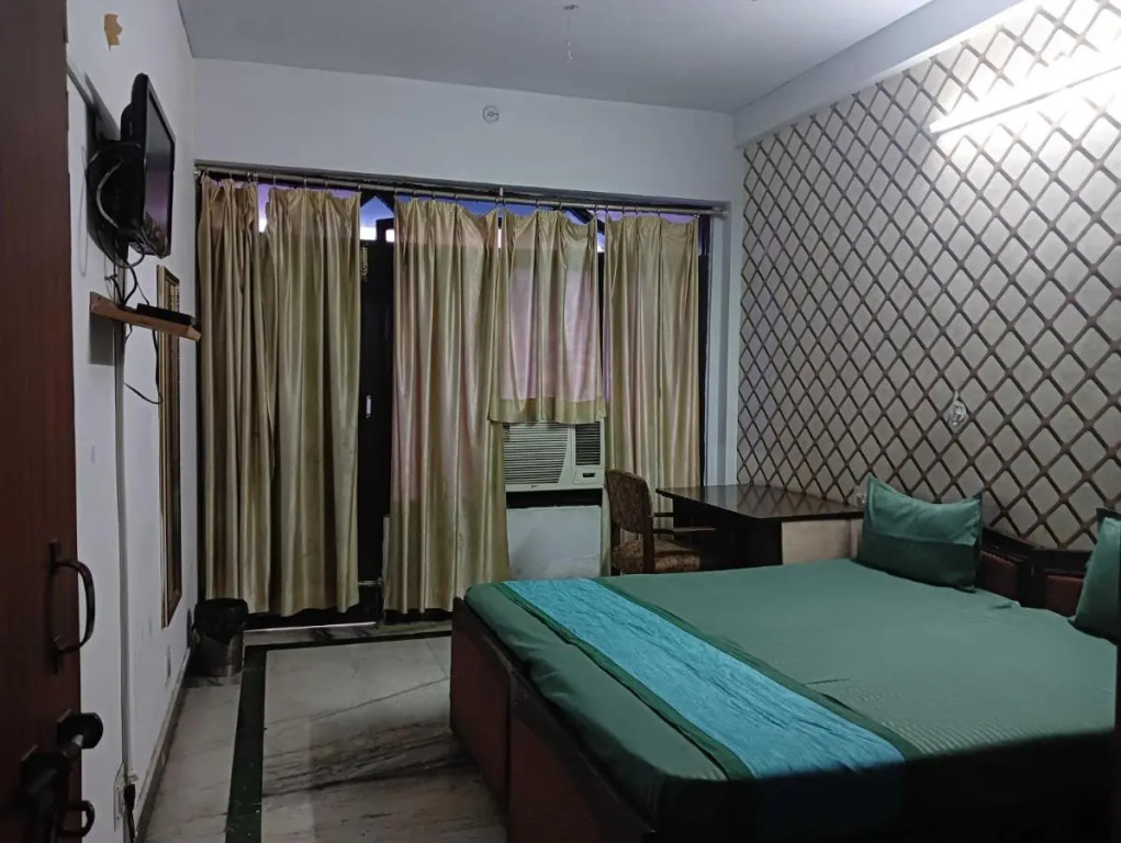 Лакхнау: OYO HOME 70100 The Wood Inn