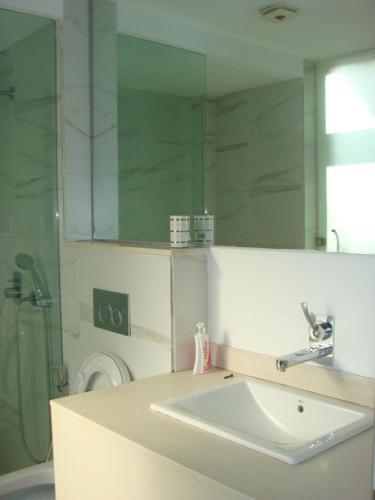Кандолим: Luxurious 2BHK for Ultimate Holiday Experience in Goa, Candolim North Goa