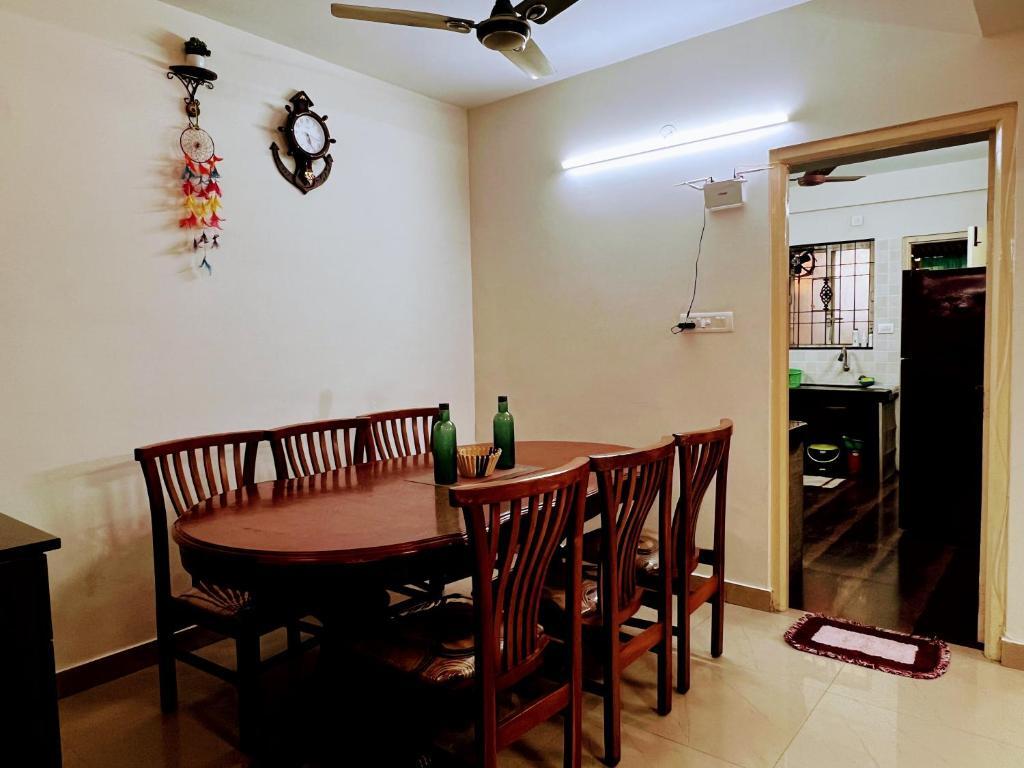 Delightful 2bhk with Private Veranda in the City. — фото 5