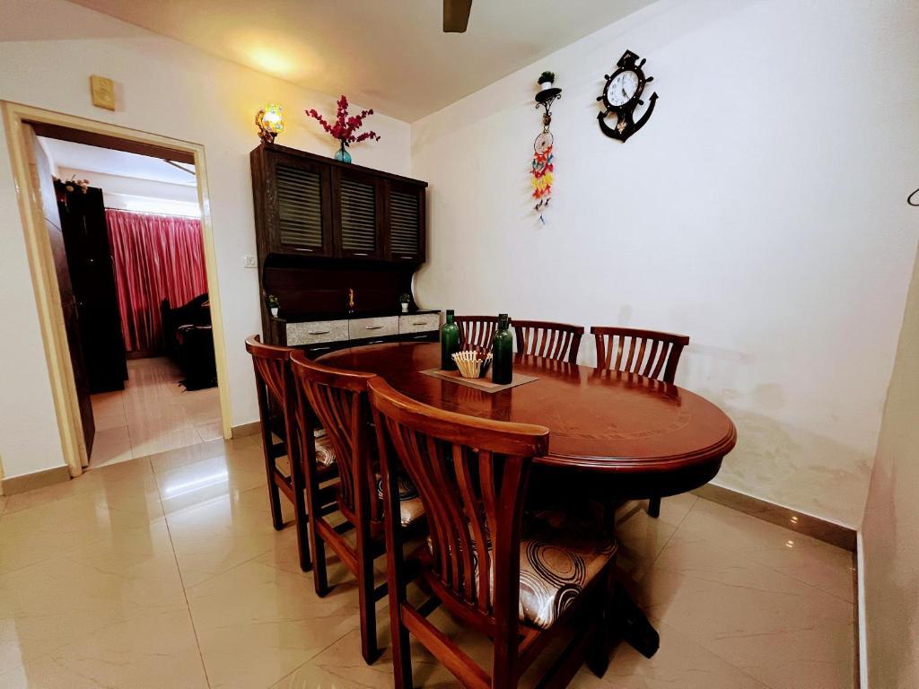 Delightful 2bhk with Private Veranda in the City. — фото 4