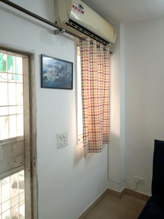 Большая Нойда: House 44 1BHK