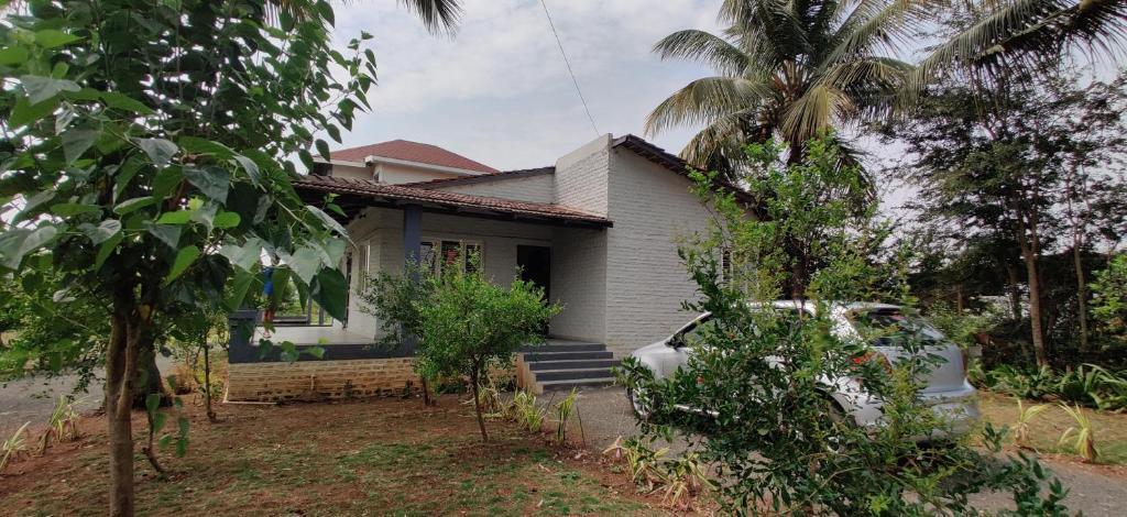 Нашик: Shakuntala Farms - Rustic Farmstay with Modern Comforts