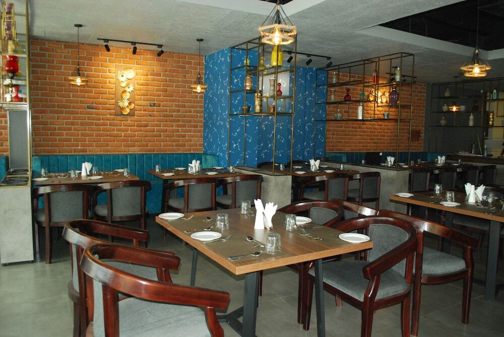 Паллипурам: Lantern Apart Hotel