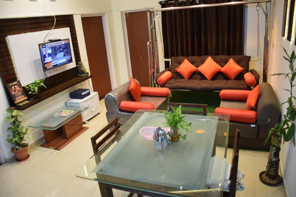 Арпора: Premium 2 BHK Green Suites