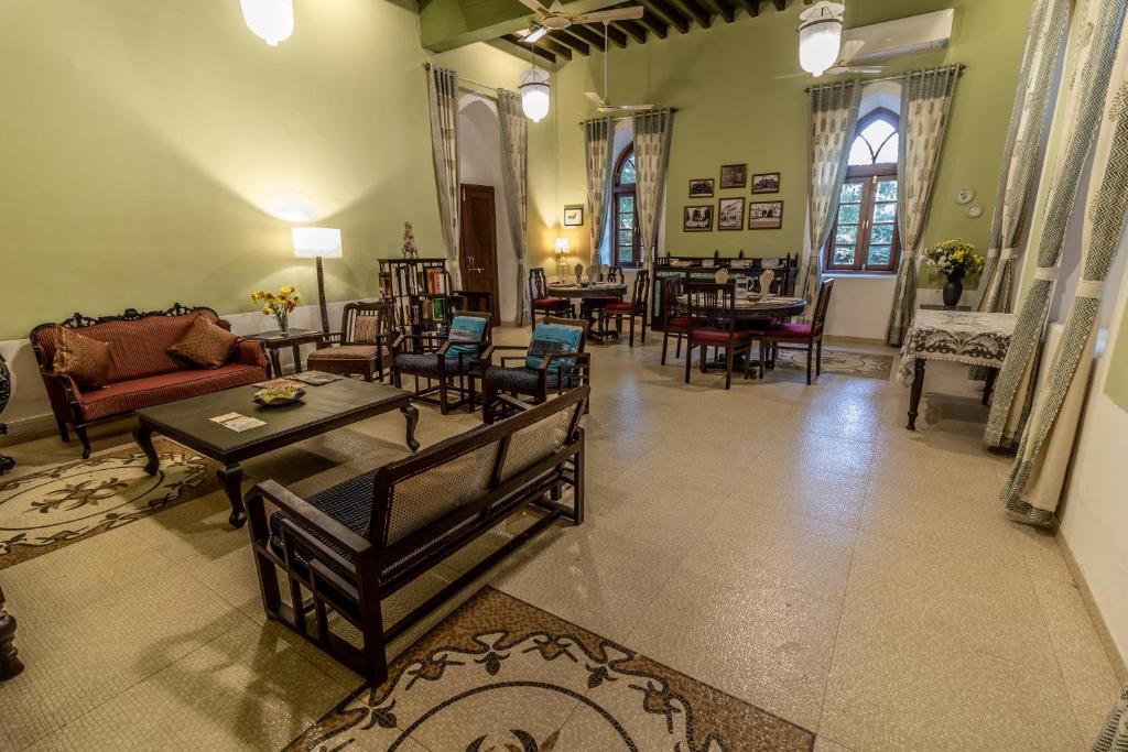 Вадодара: Madhav Bagh - Royal Heritage Stay
