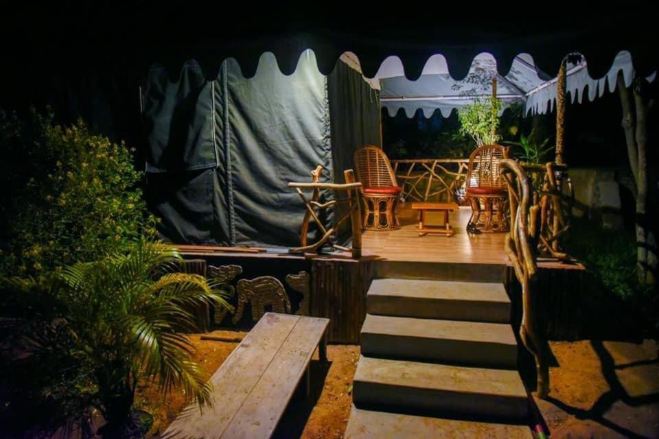 carousel image 4