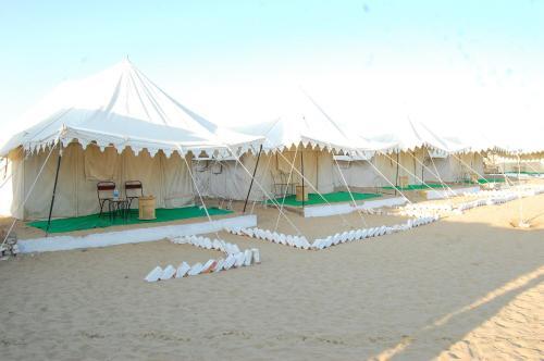 Джайсалмер: Rajwadi Desert Home Stay