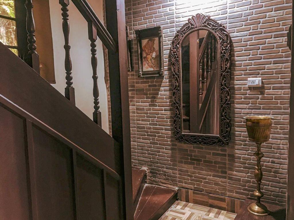 carousel image 0