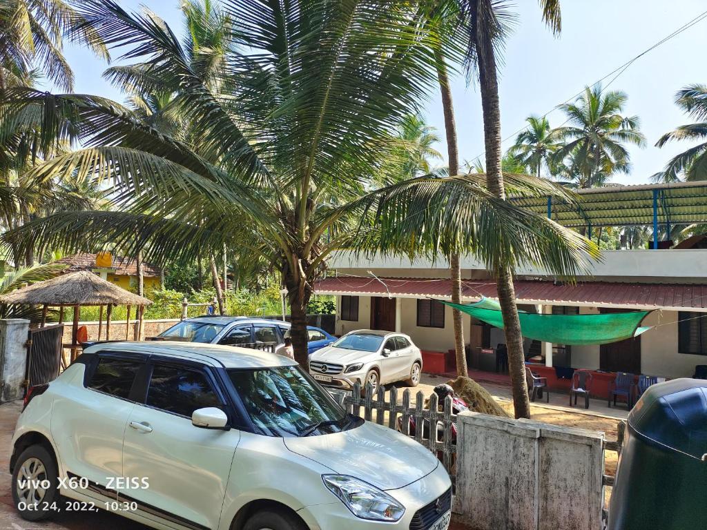 Малпе: HisGrace BEACH COTTAGES - Private Beach