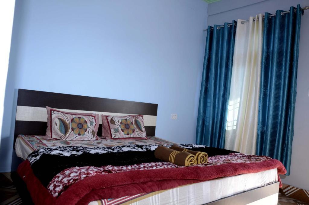 Альмора: Rajveer Guest House