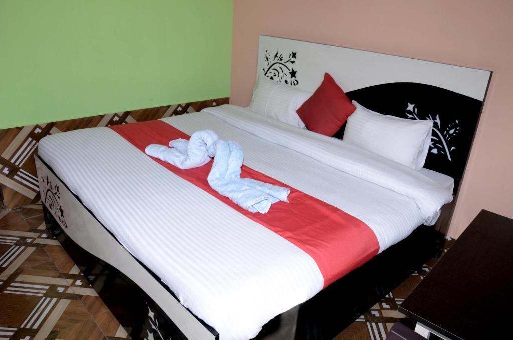 Альмора: Rajveer Guest House