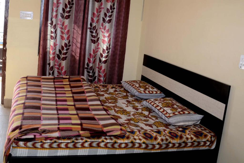 Альмора: Rajveer Guest House
