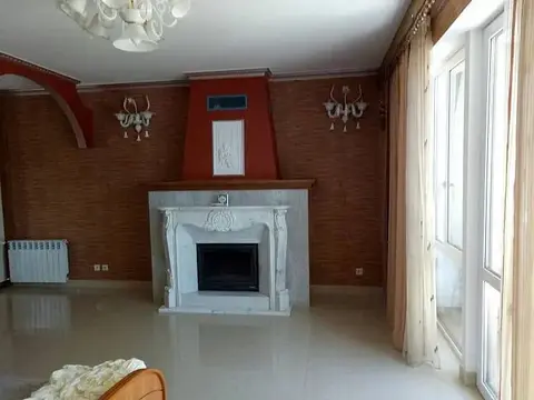 Алушта: Коттедж на улице Владимира Хромых