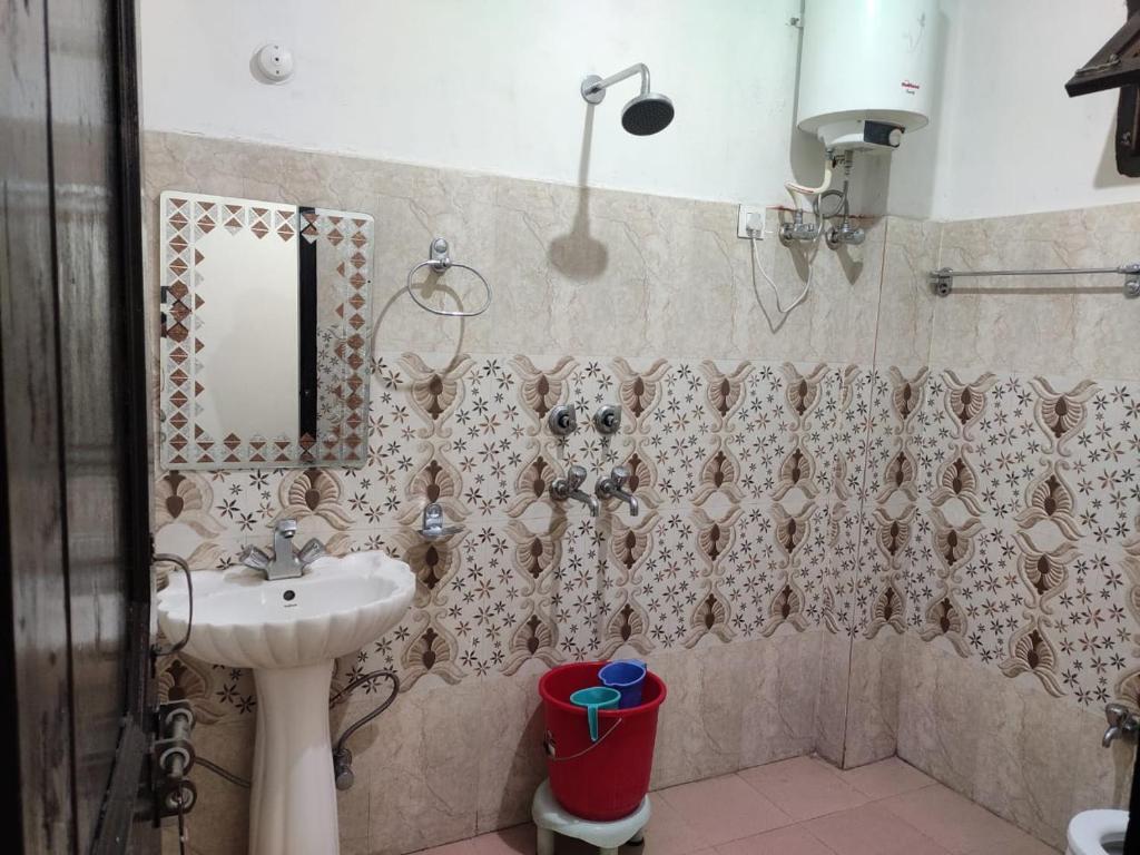 Чамба: Jagdarshan Guest House