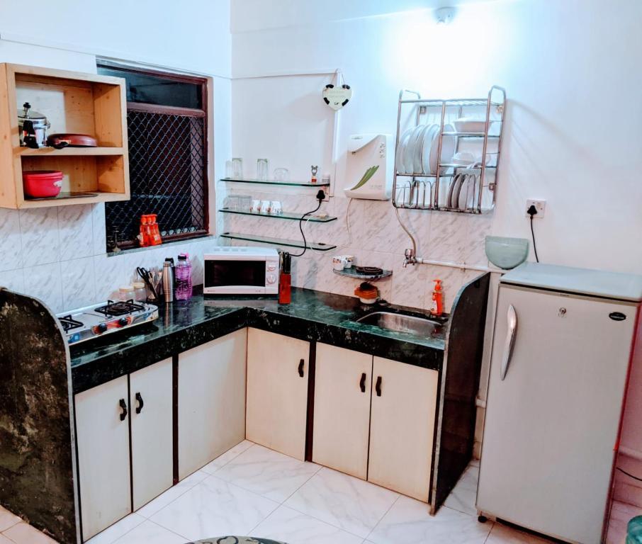 Лонавала: Ivy Garden View, 2 BHK Private House, Lonavala