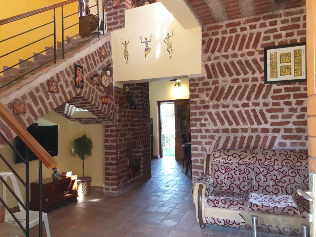 Болпур: Shantiniketan Bungalow