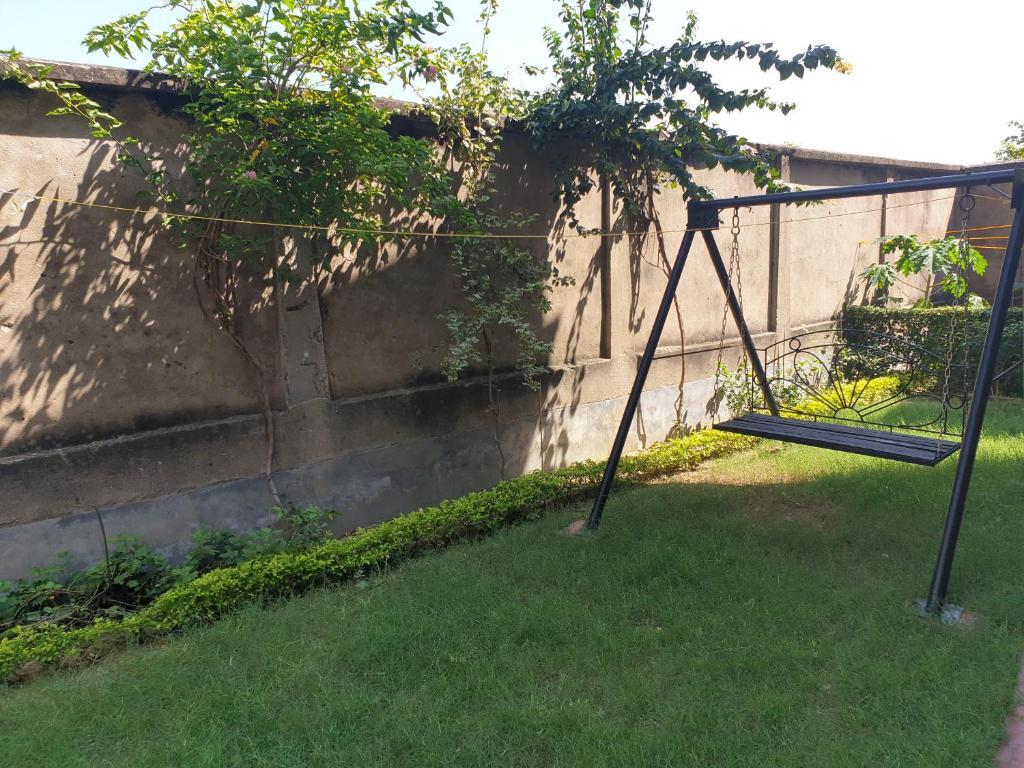 Болпур: Shantiniketan Bungalow