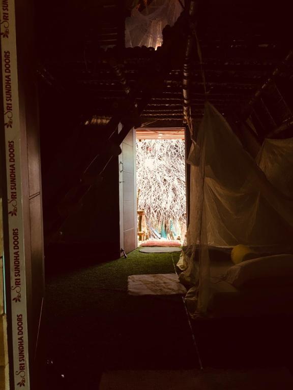 Love Hut — фото 2