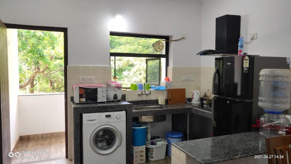 Casa Trinity - A/C fully furnished 2BHK & High speed WiFi to WFH — фото 2