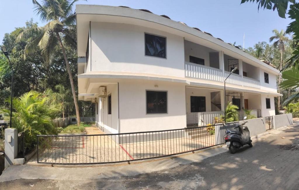 Бенаулим: Casa Trinity - A/C fully furnished 2BHK & High speed WiFi to WFH