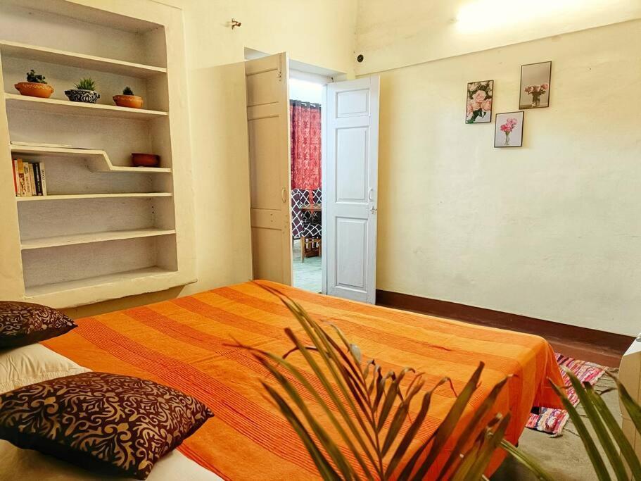Дехрадун: Independent House - 3BHK
