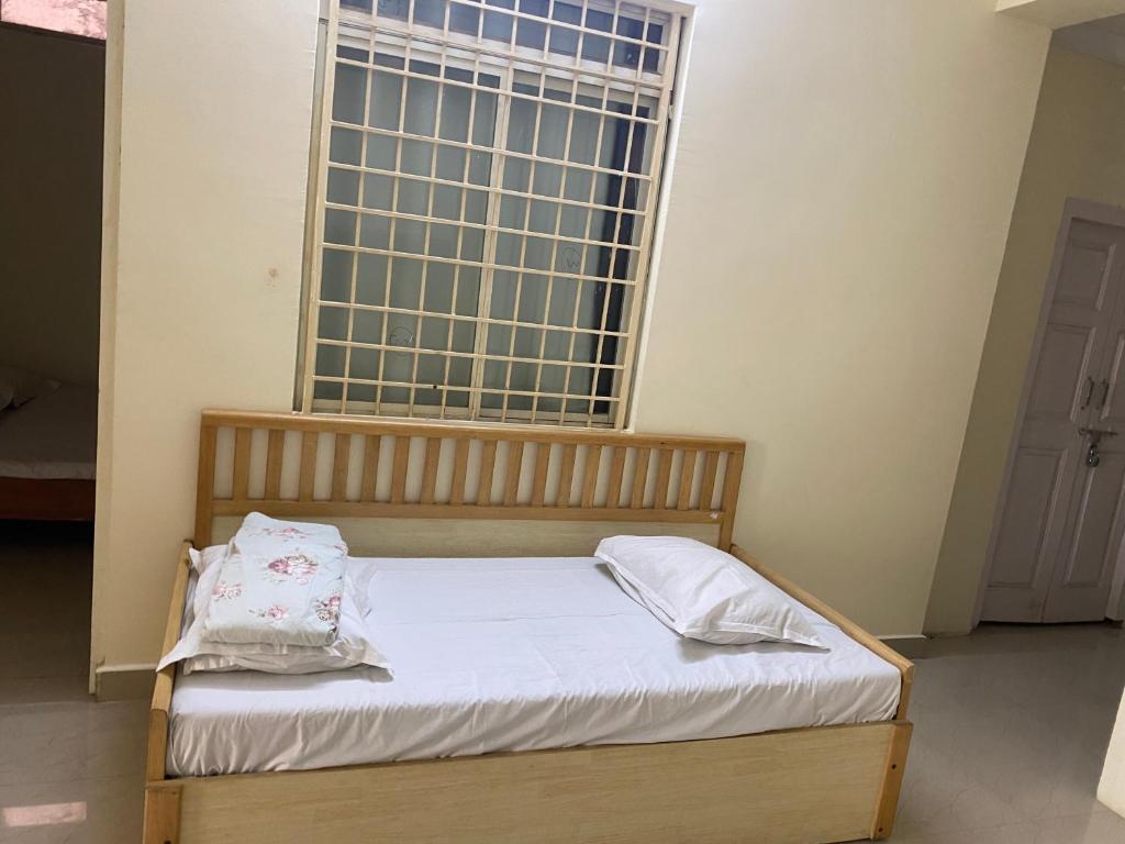Висакхапатнам: Simhagiri Holiday Inn