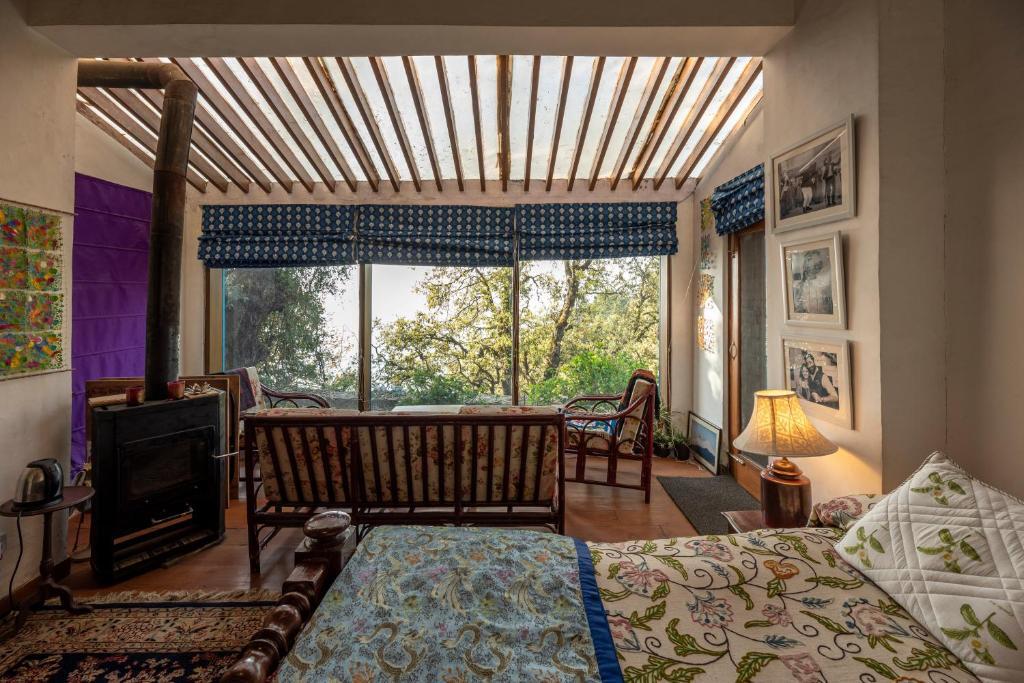 Массури: Hydrangea - 1br in Mussoorie by Roamhome