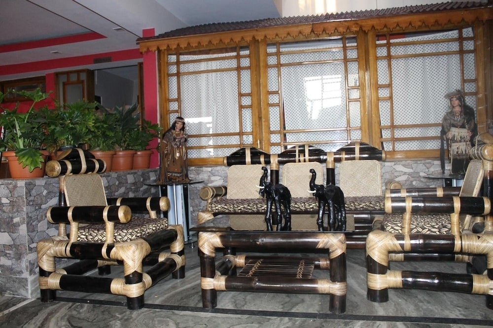 Дарджилинг: Hotel White Yak