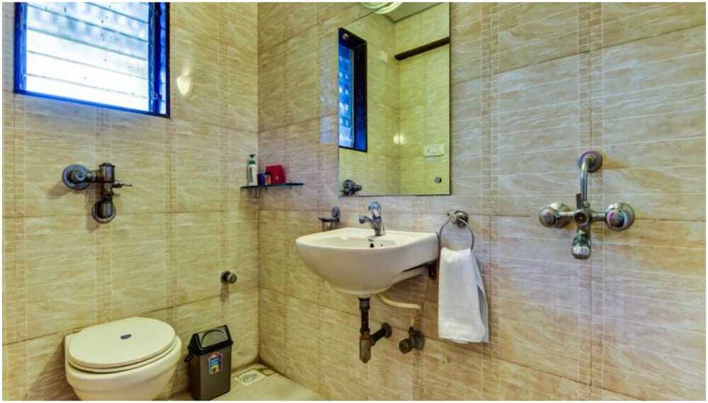 Мумбаи: OYO 2080 Apartment near Juhu Beach