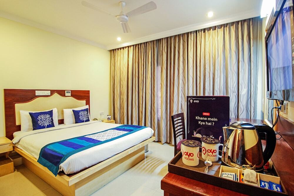 Бангалор: OYO 7361 Meenal Hotel