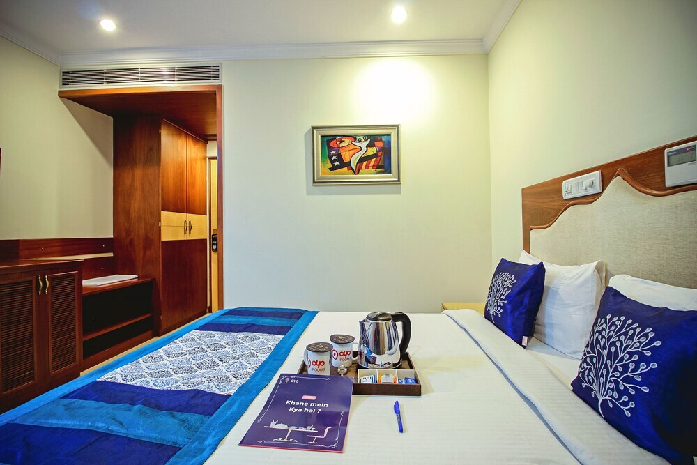 Бангалор: OYO 7361 Meenal Hotel