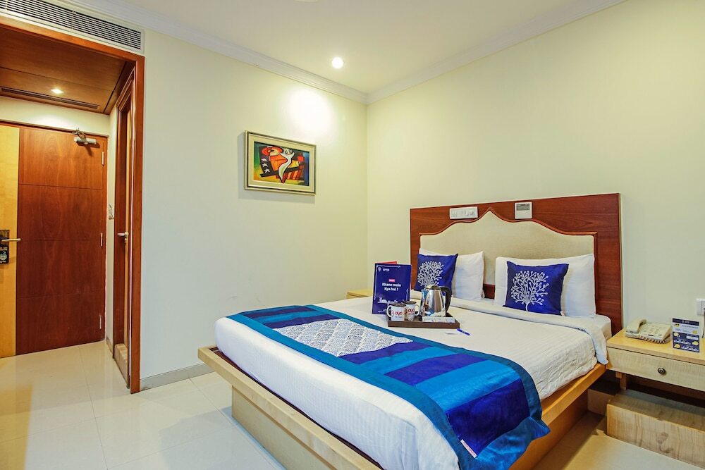 Бангалор: OYO 7361 Meenal Hotel