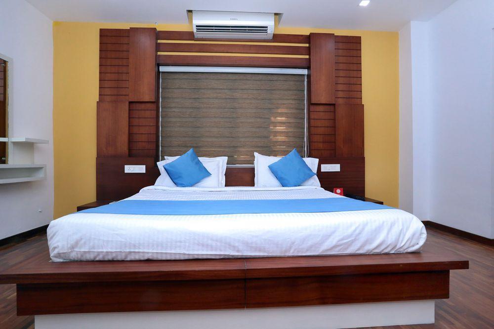Кондотти: OYO 10548 Hotel Palm Corniche