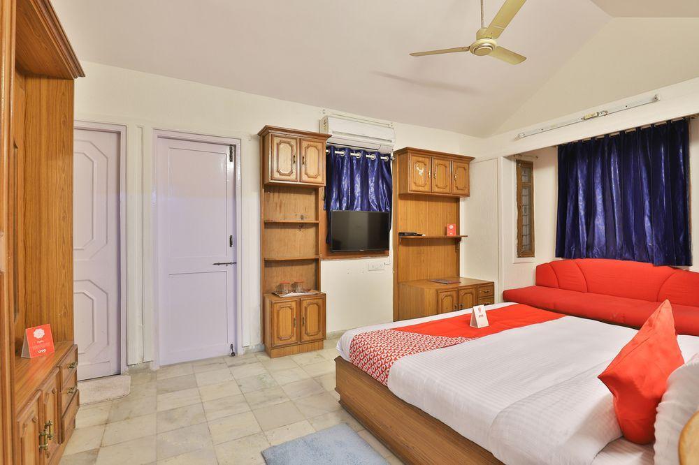 Ахмедабад: OYO 11373 Riddhi Siddhi Bungalows