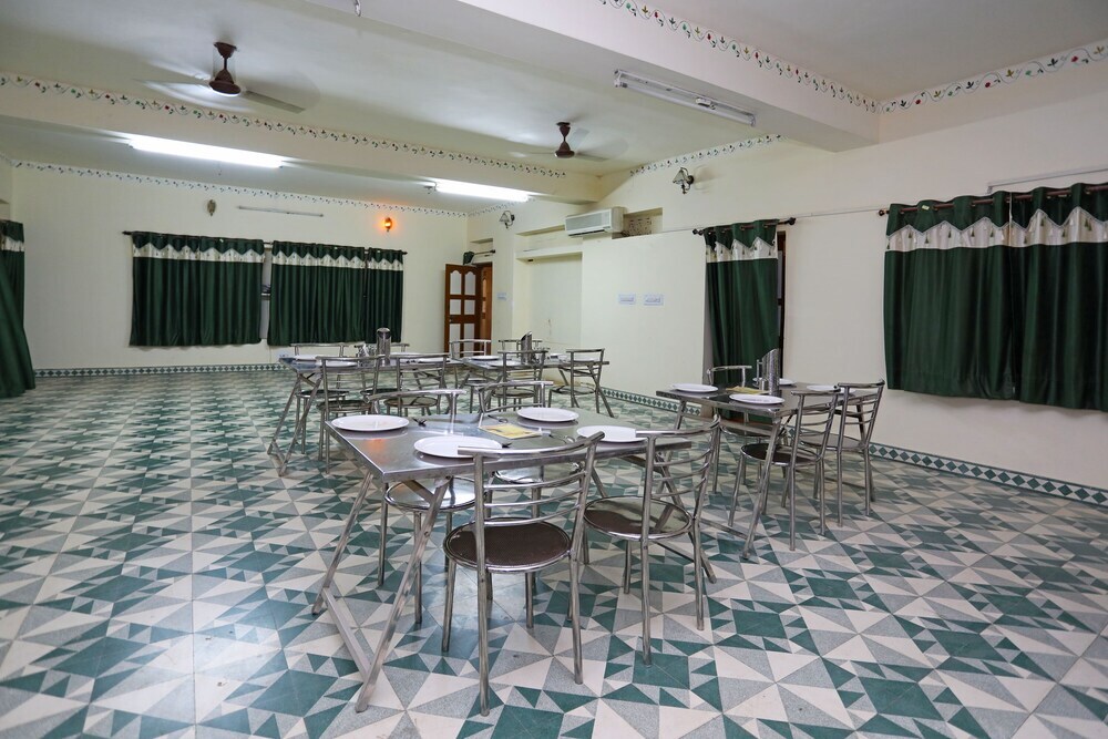 Джайсалмер: OYO 9933 Hotel Meera Mahal