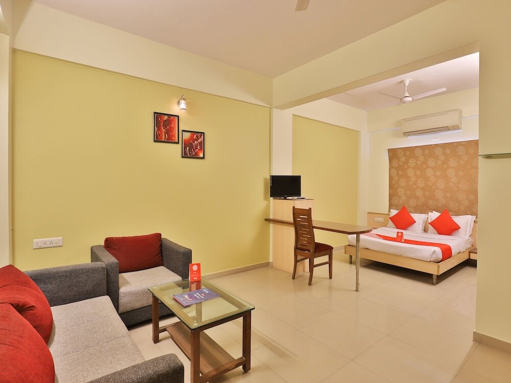 Ахмедабад: OYO 11718 Hotel Orion Apartments