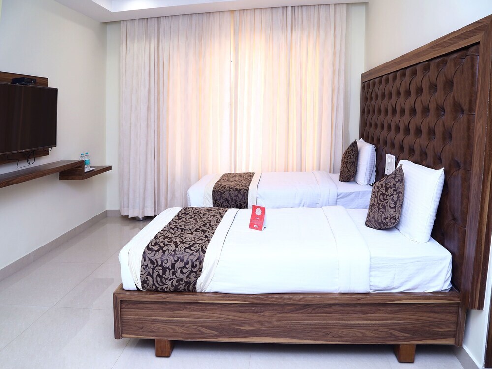 Гунтур: Ostin Viceroy Grand