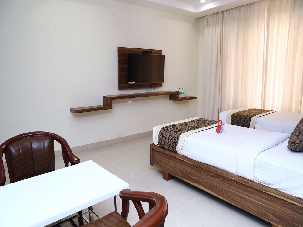 Гунтур: Ostin Viceroy Grand