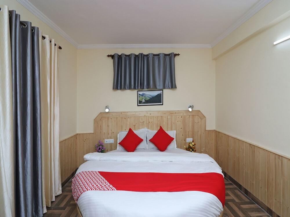 Манали: OYO 13715 Home Exotic River View Naggar Road