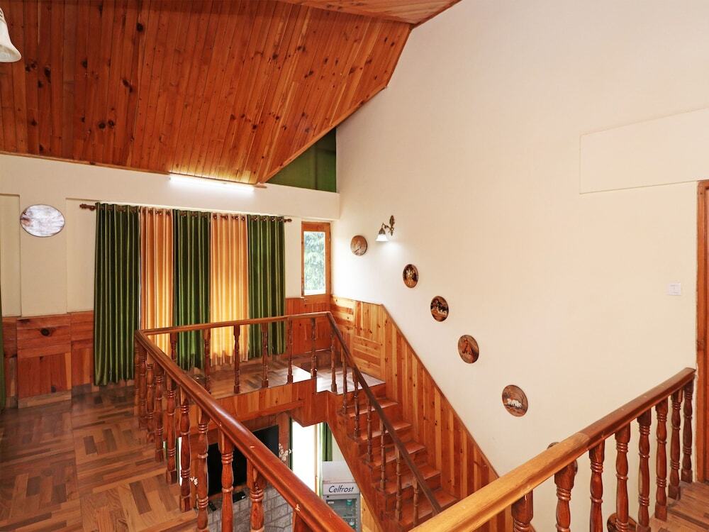 Манали: OYO 13715 Home Exotic River View Naggar Road
