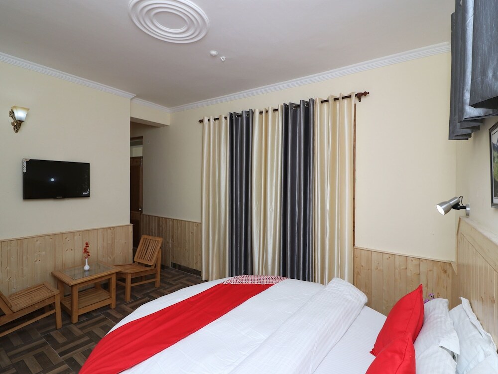 Манали: OYO 13715 Home Exotic River View Naggar Road