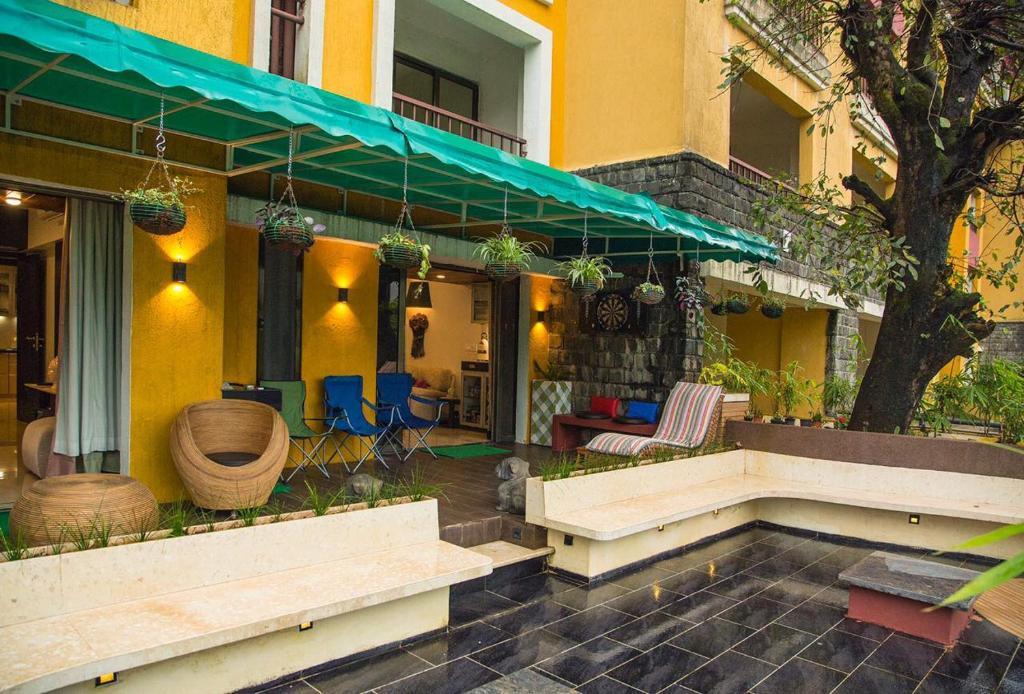 Амби Вэлли Сити: Lavasa Luxury Deck Apartment