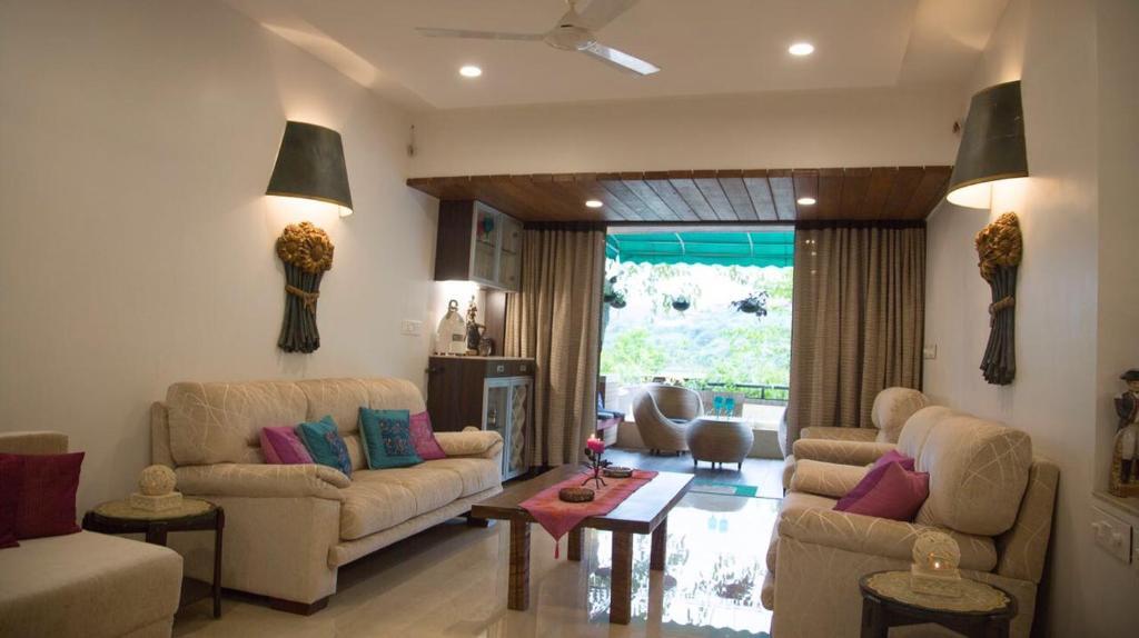 Lavasa Luxury Deck Apartment — фото 4