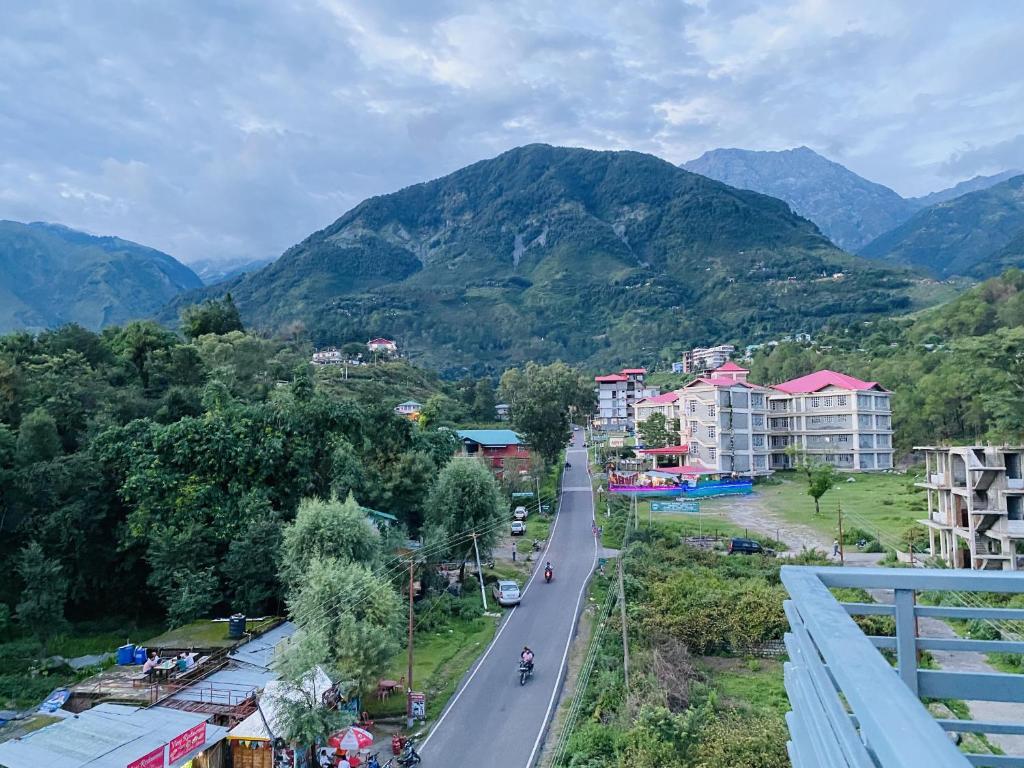 Кангра: Luxury Low Cost Rooms Dharamsala Lift Wifi 5G